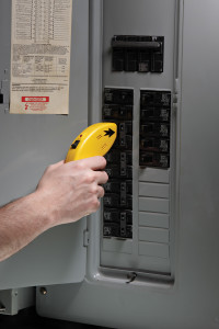 Circuit Locator receiver fuse box